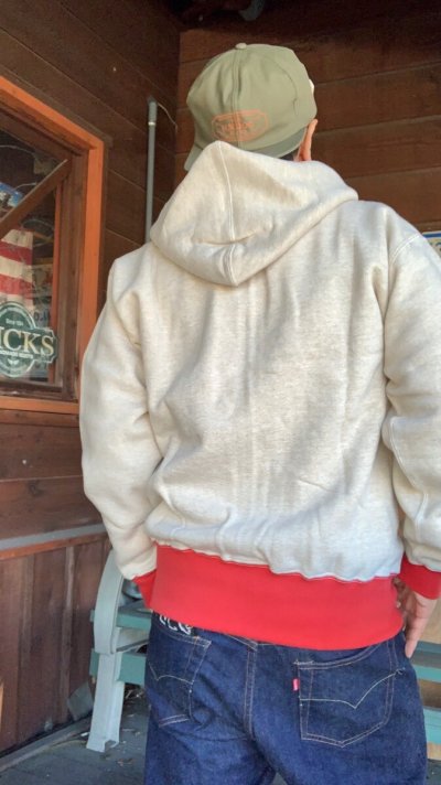 画像2: CUSHMAN(クッシュマン）TWO TONE ZIP SWEAT PARKA  ベージュ／レッド